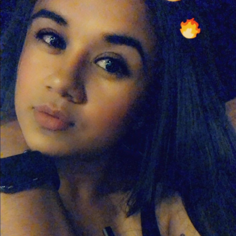 Meet your Posher, Brenda